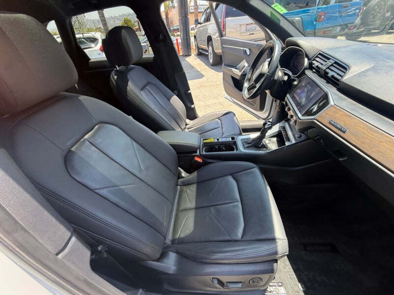 2019 Audi Q3 quattro Premium Plus 45 TFSI