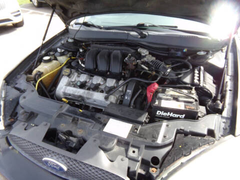 2004 Ford Taurus SEL
