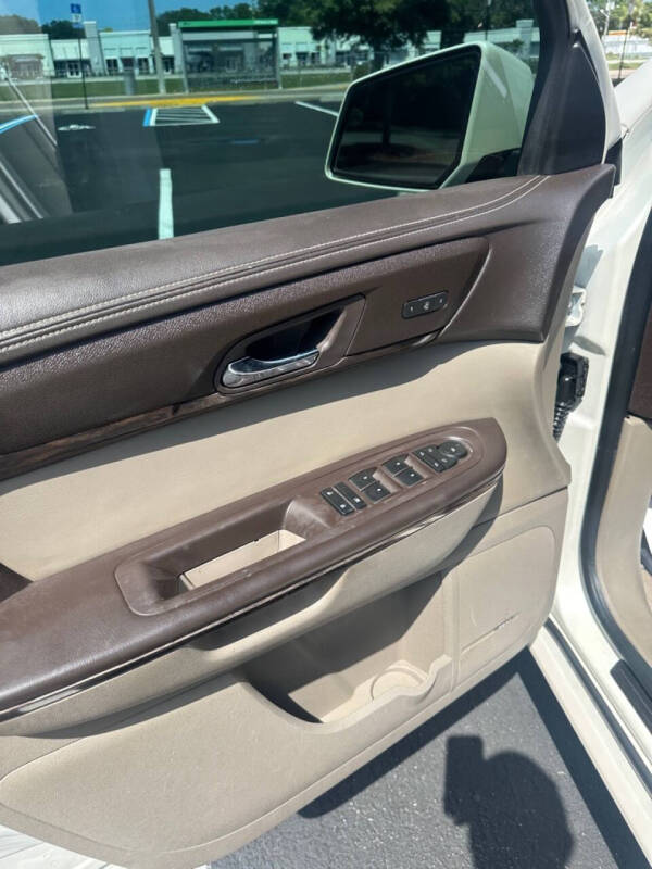 2013 GMC Acadia Denali