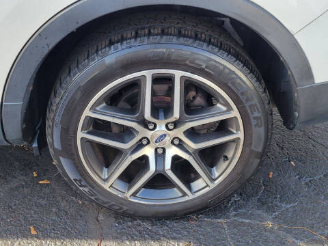 2016 Ford Explorer Sport