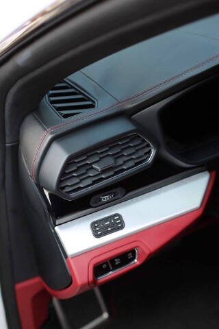 2019 Lamborghini Urus