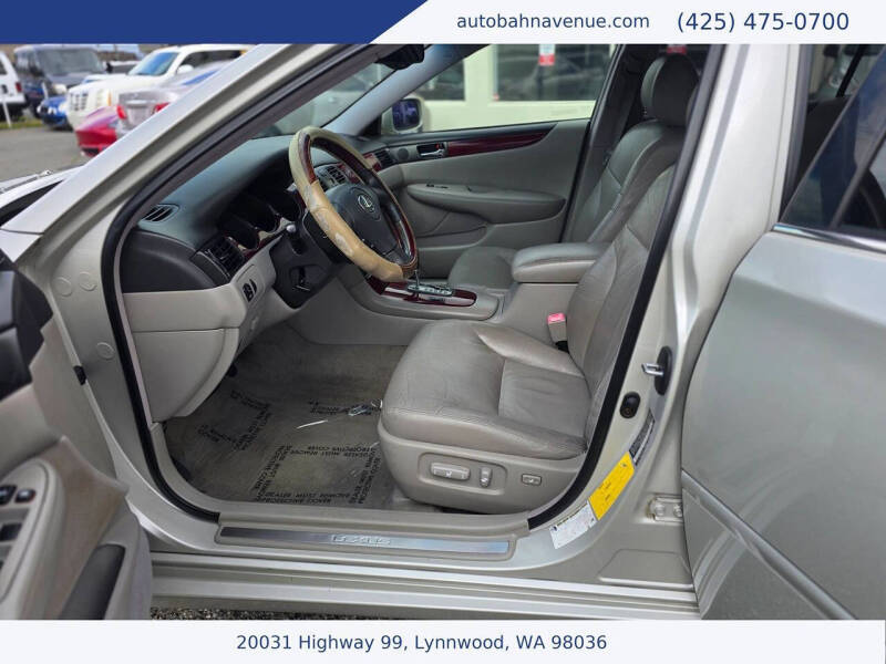 2004 Lexus ES 330