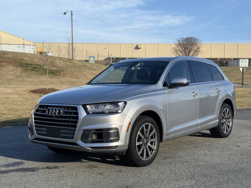 2017 Audi Q7 Premium Plus's photo