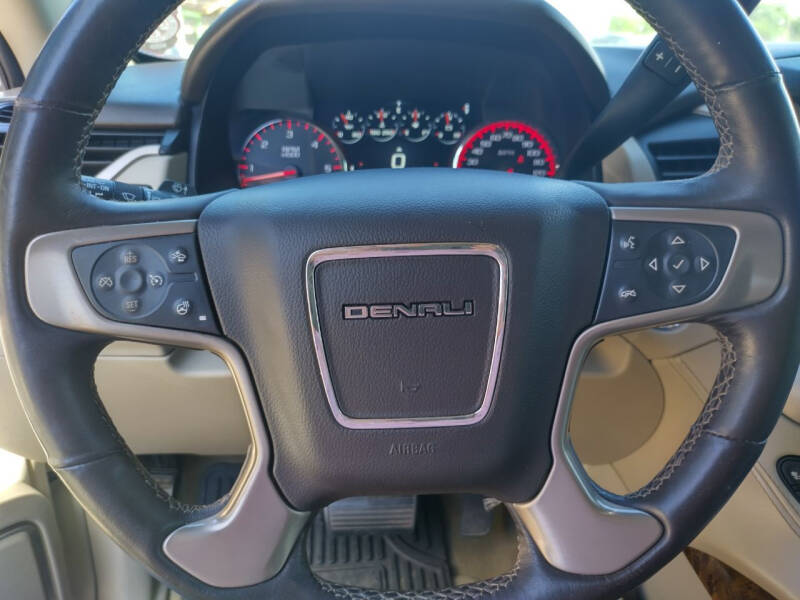 2015 GMC Yukon Denali