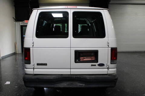 2009 Ford E-Series E-150
