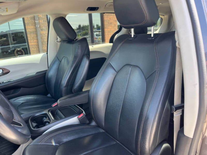 2018 Chrysler Pacifica Touring L