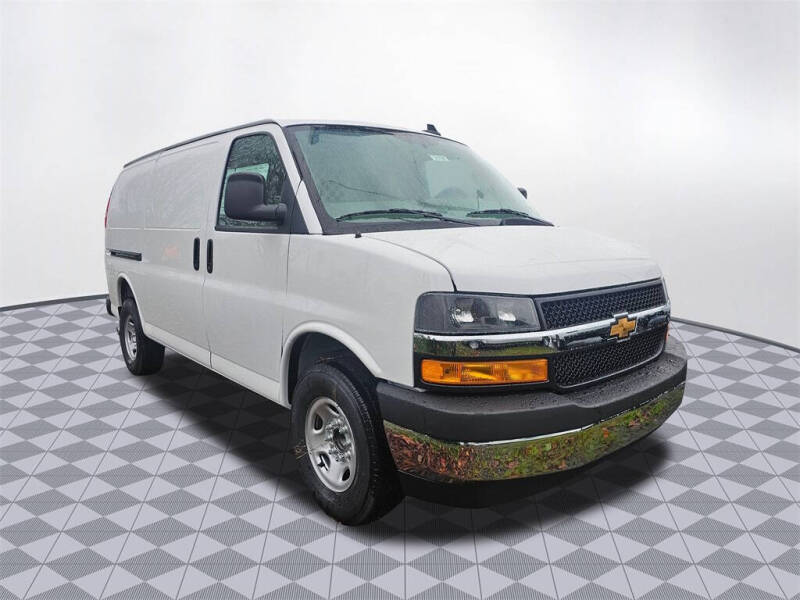 2025 Chevrolet Express 2500