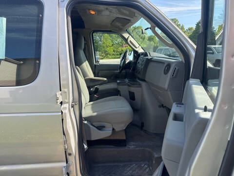 2011 Ford E-Series E-350 SD
