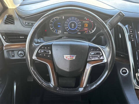 2020 Cadillac Escalade Luxury