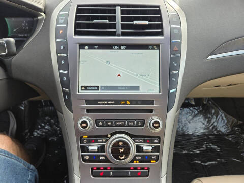 2017 Lincoln MKZ Hybrid Select