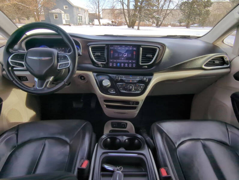 2018 Chrysler Pacifica Touring L