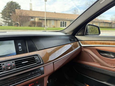 2012 BMW 5 Series 550i xDrive