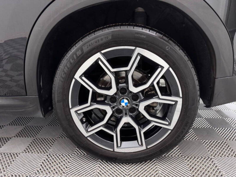 2025 BMW X2 xDrive28i