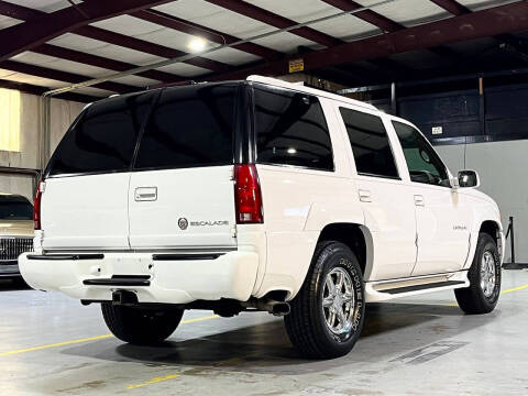 2000 Cadillac Escalade