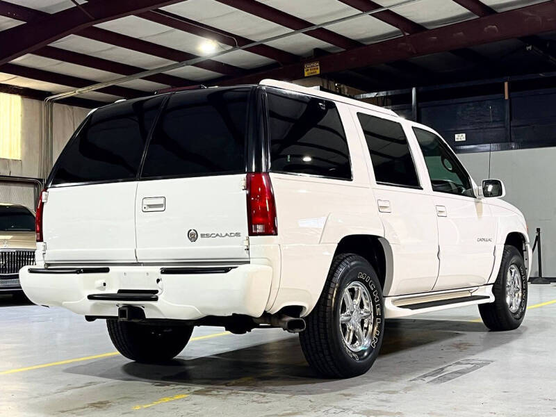 2000 Cadillac Escalade