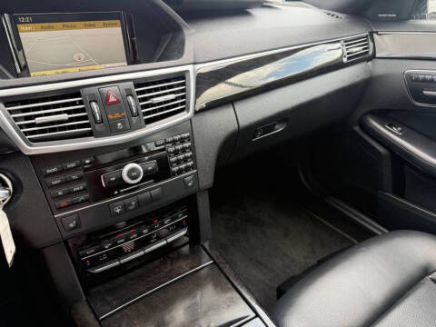 2010 Mercedes-Benz E-Class