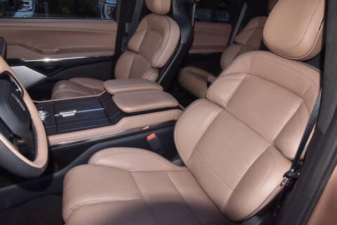 2025 Lincoln Navigator Black Label