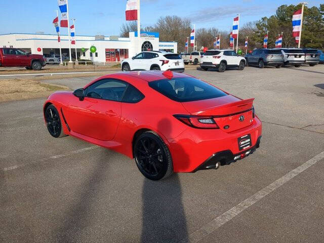 2024 Toyota GR86 Premium