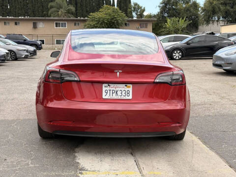 2020 Tesla Model 3 Standard Range Plus