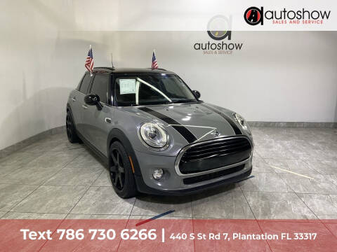 2017 MINI Hardtop 4 Door for sale at AUTOSHOW SALES & SERVICE in Plantation FL
