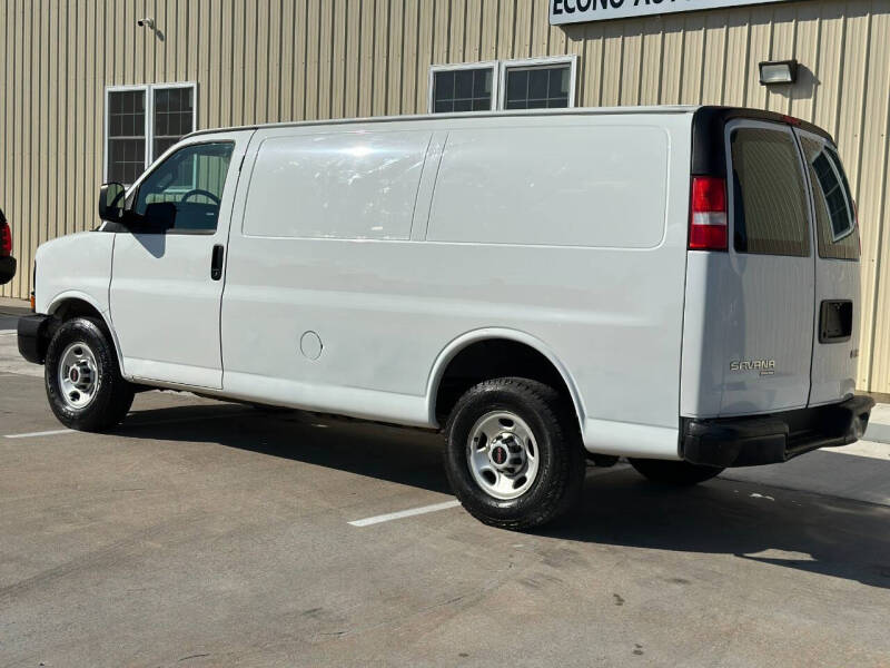 2016 GMC Savana 3500