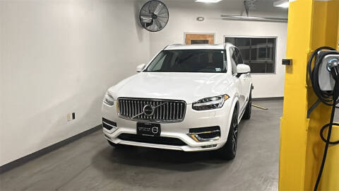 2023 Volvo XC90 B6 Plus Bright Theme 7P