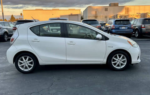 2013 Toyota Prius c Three