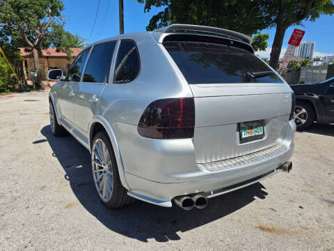 2004 Porsche Cayenne Turbo
