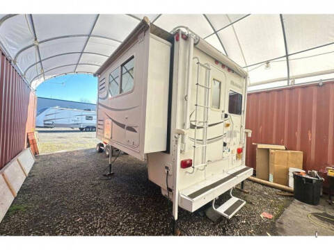 2006 Forest River 811 SL