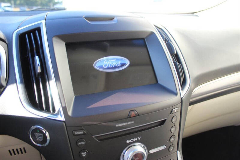 2018 Ford Edge Titanium