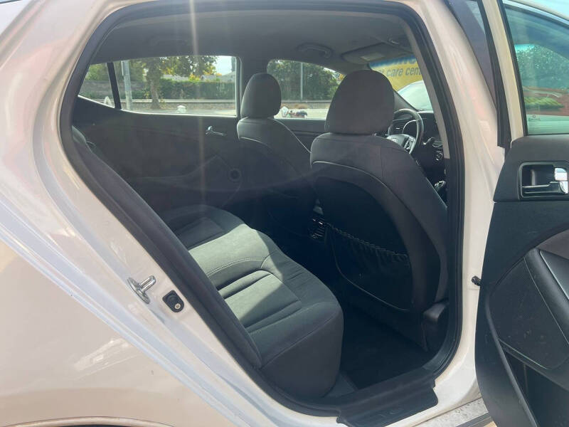 2011 Kia Optima Hybrid