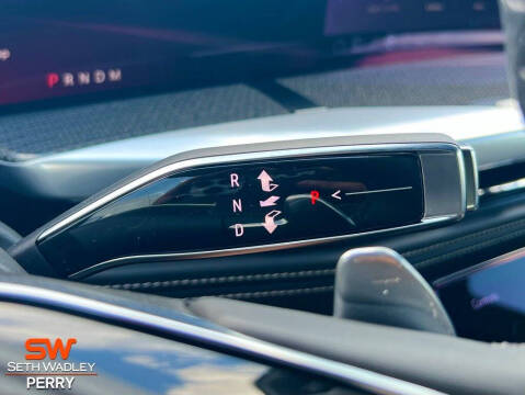 2025 Cadillac Escalade-V