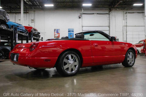 2002 Ford Thunderbird Deluxe