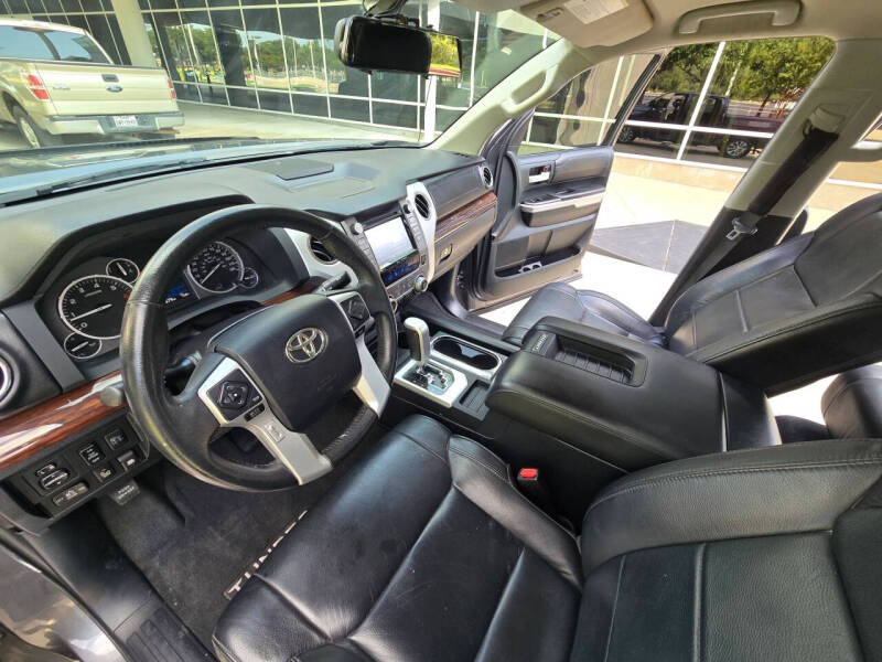 2017 Toyota Tundra Limited