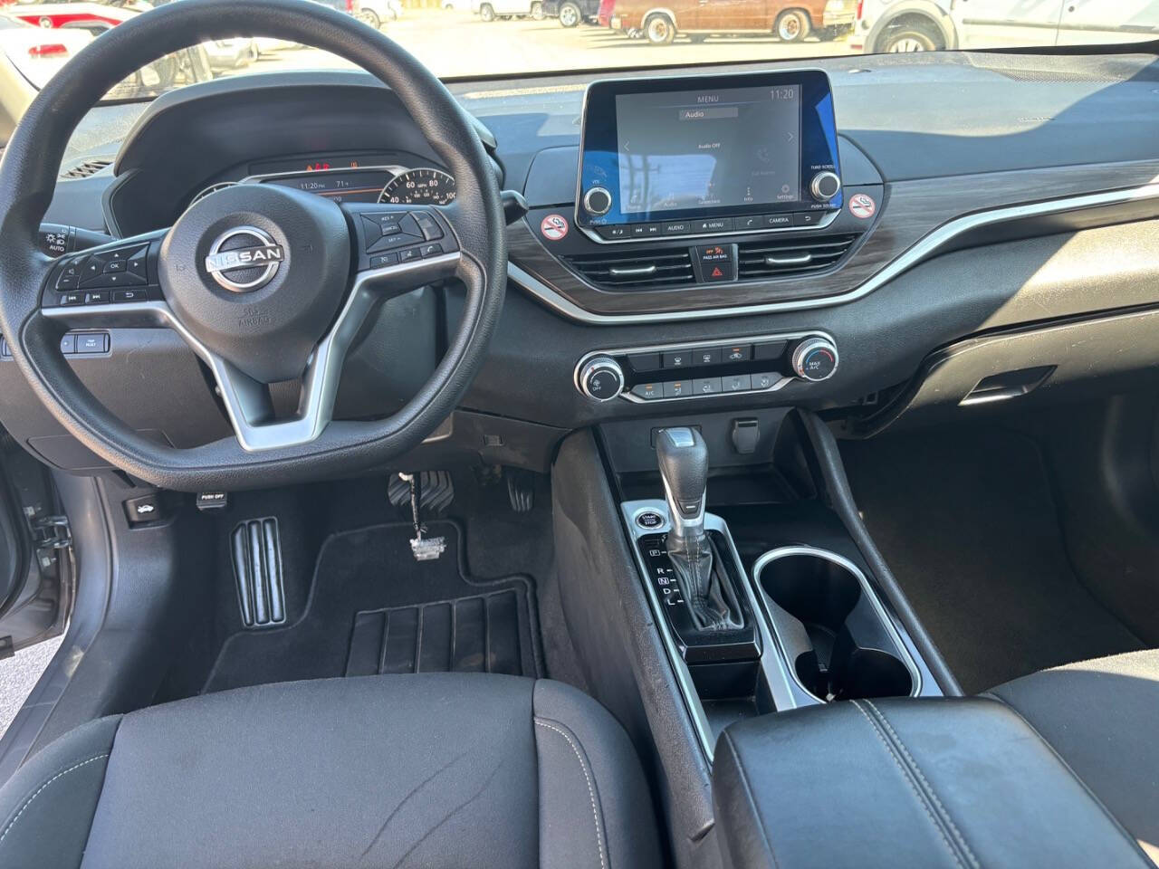 2024 Nissan Altima SV - Photo 14