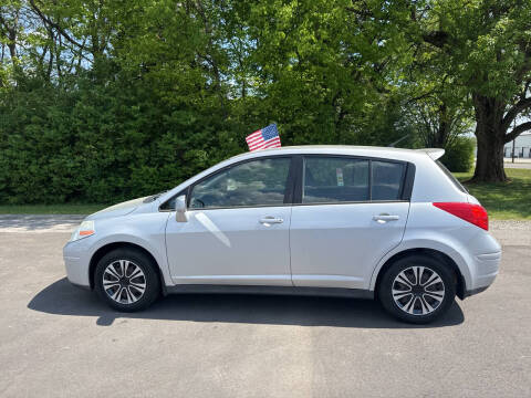 2009 Nissan Versa 1.8 S
