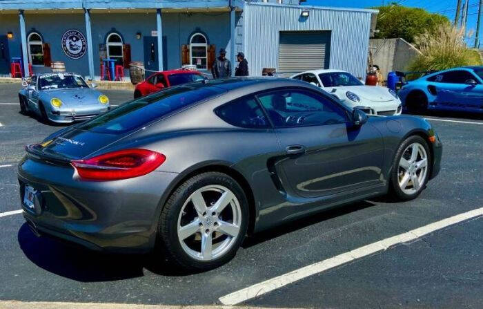 2016 Porsche Cayman
