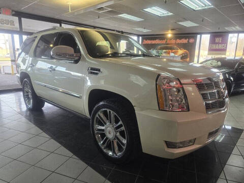 2012 Cadillac Escalade Platinum Edition