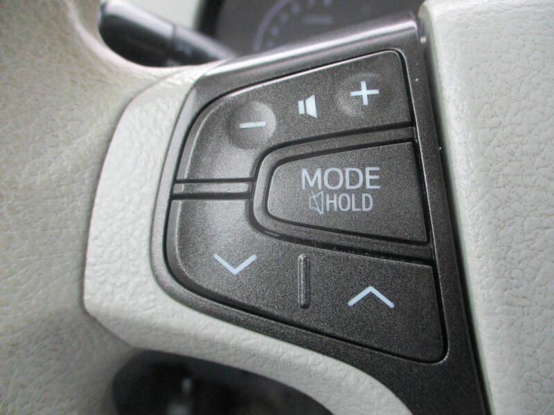 2014 Toyota Sienna LE 8-Passenger