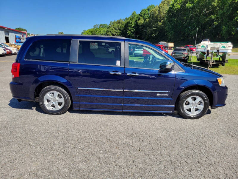 2012 Dodge WHEELCHAIR VAN