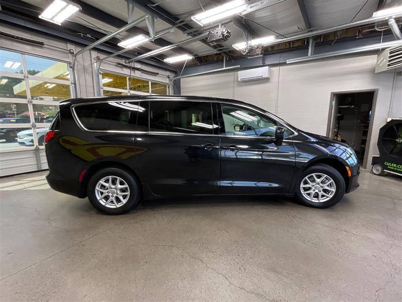 2017 Chrysler Pacifica LX