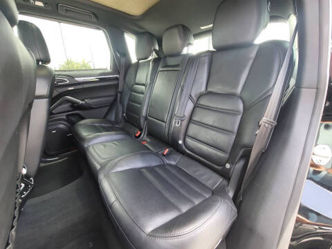 2016 Porsche Cayenne S