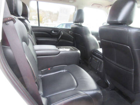 2024 Infiniti QX80 Luxe