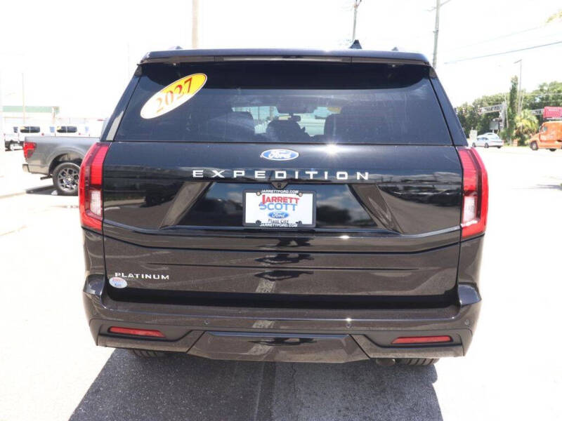 2027 Ford Expedition Platinum