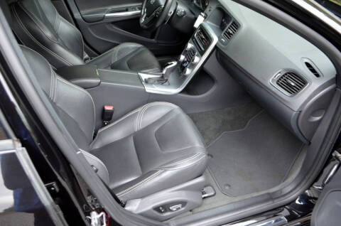 2017 Volvo V60 T5 Dynamic