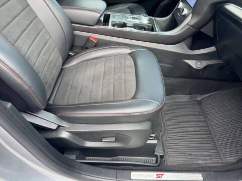 2022 Ford Edge ST-Line