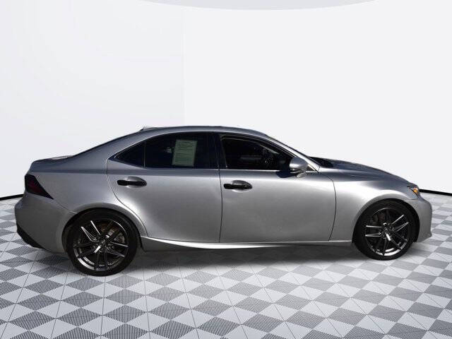 2016 Lexus IS 200t