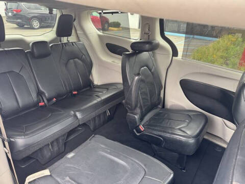 2019 Chrysler Pacifica Touring L