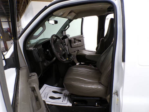 2017 Chevrolet Express 2500