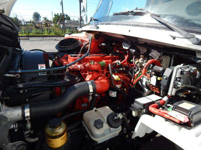 2014 Freightliner M2 106